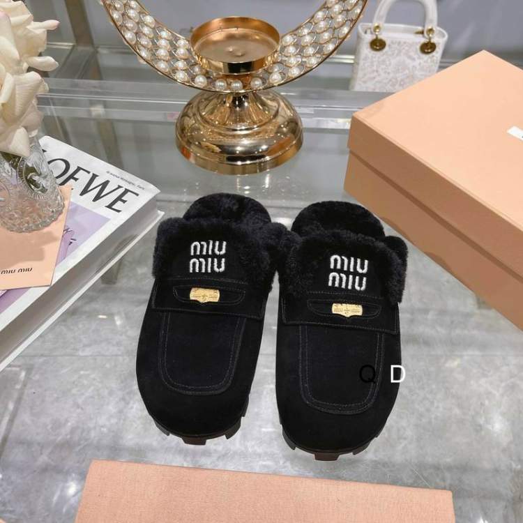 Picture of Miumiu Shoes _SKUMiuMiusz35-403CGDT110117903